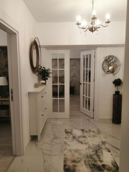 Apartament Unirii Apartment Букурещ Екстериор снимка